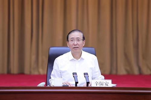 坚决扛牢电网责任落实落细保供措施</p><p>　　旗帜领航担当作为提质增效开创新局