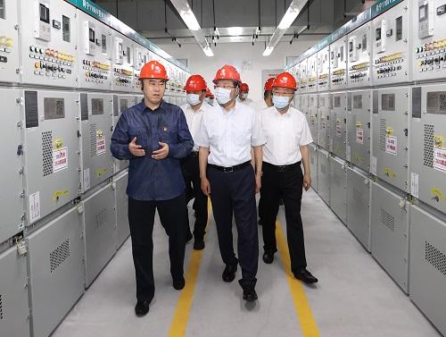 加大力度加快进度推进工程建设</p><p>　　更强担当更实措施保障电力供应