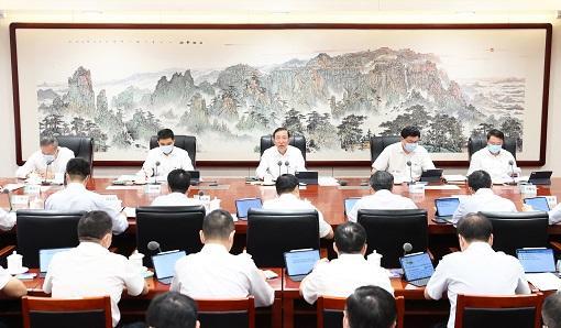公司党组理论学习中心组集体深入学习习近平总书记在省部级主要领导干部专题研讨班上的重要讲话精神和习近平总书记在中央统战工作会议上的重要讲话精神