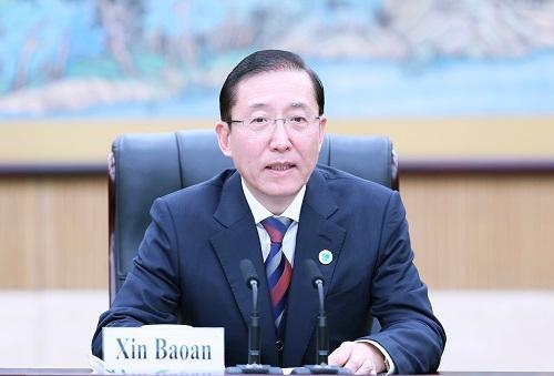积极参与应对气候变化全球治理</p><p>　　推动能源转型共建清洁美丽世界