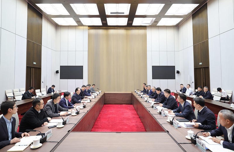 国家电网与南京大学举行会谈