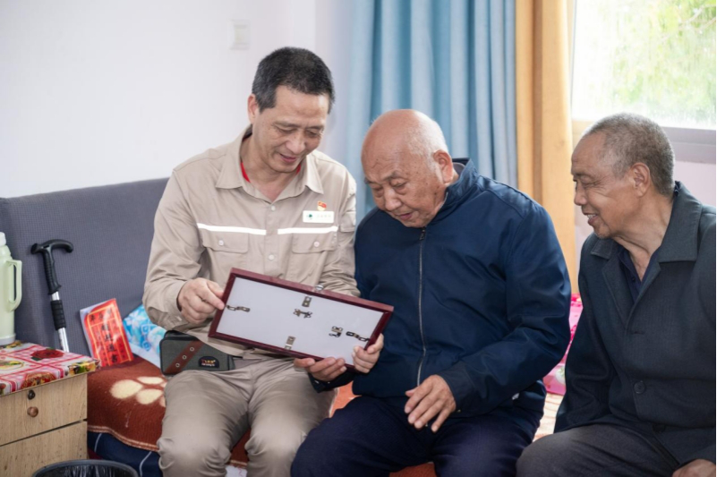 全国道德模范提名奖国家电网叶德奕：志愿服务奉献爱心