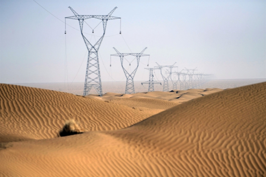 架起空中“能源丝路”