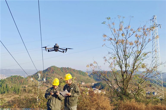 国家电网广大员工假期坚守一线保供电